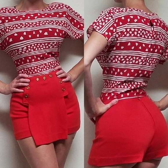 VINTAGE Bobbie Brooks Red Floral Extra High Rise Skort Booty